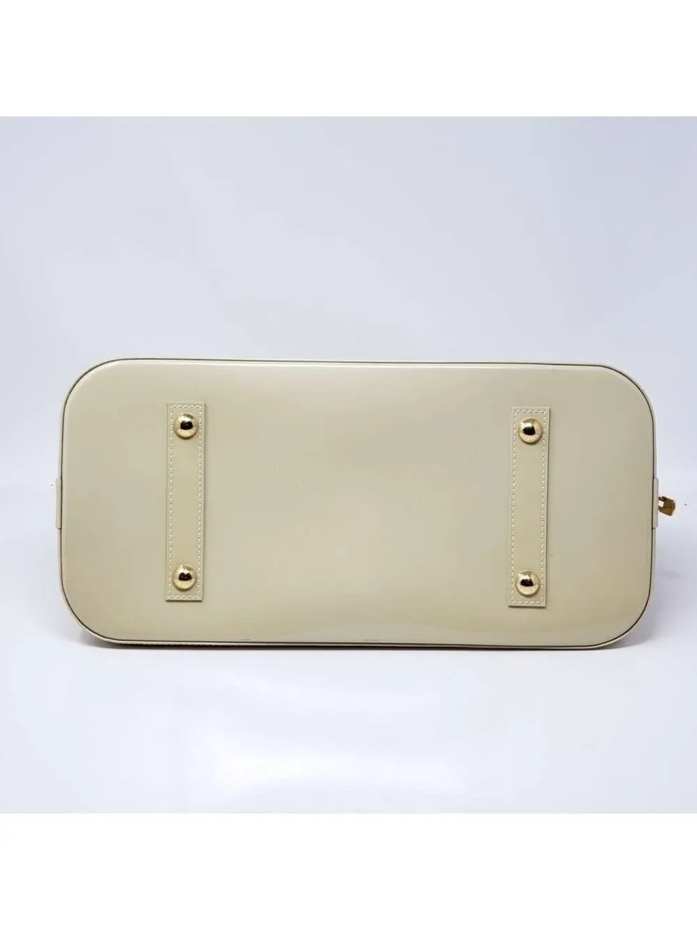 100% Authentic Louis Vuitton Alma GM Vernis Hand Bag